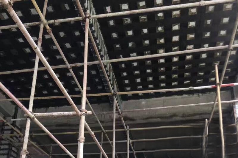 苏尼特右碳纤维加固施工技术操作的关键方法